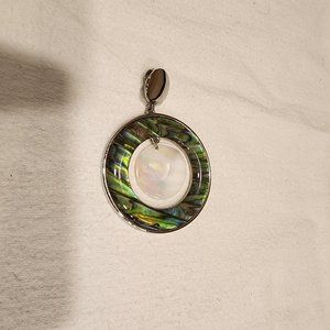 Lia Sophia pendant - Abalone & Silver